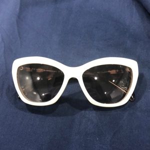 Prada Women's sunglasses Cateye
